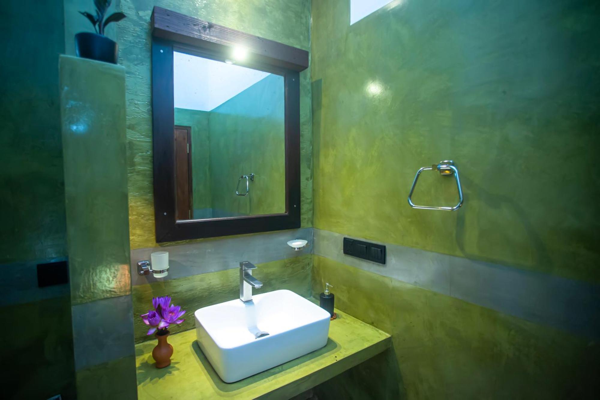 Aki Luna Lagoon Resort Hikkaduwa Exterior foto