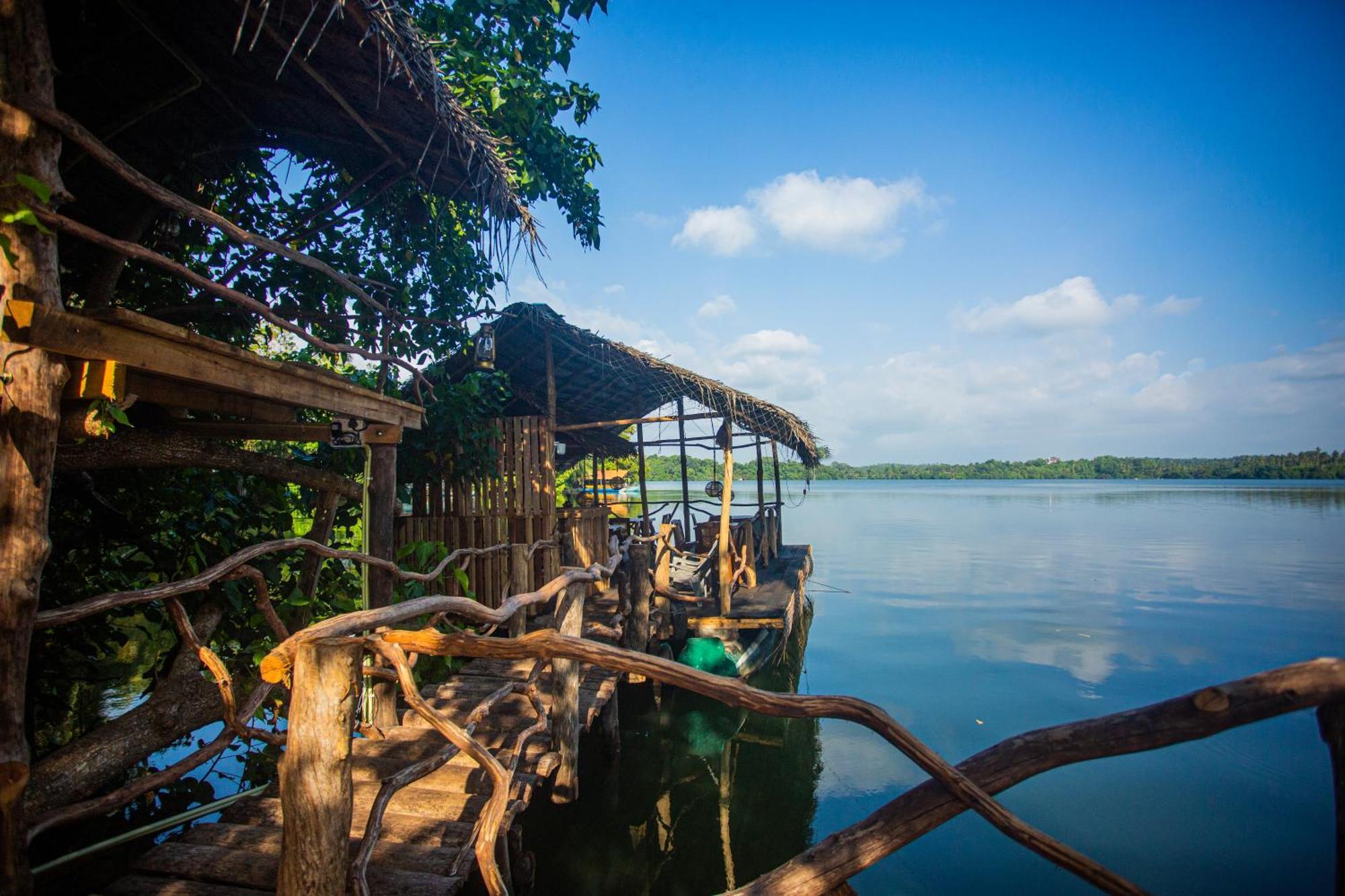 Aki Luna Lagoon Resort Hikkaduwa Exterior foto