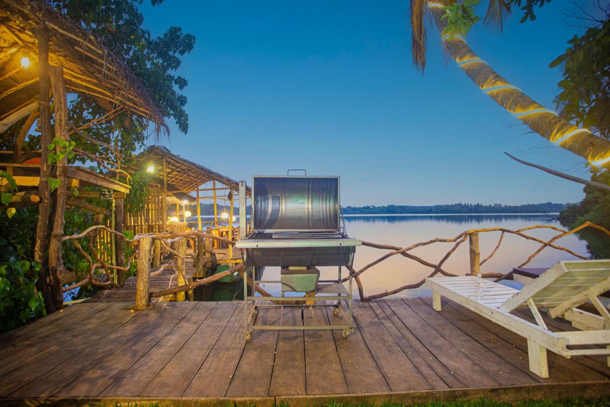 Aki Luna Lagoon Resort Hikkaduwa Exterior foto